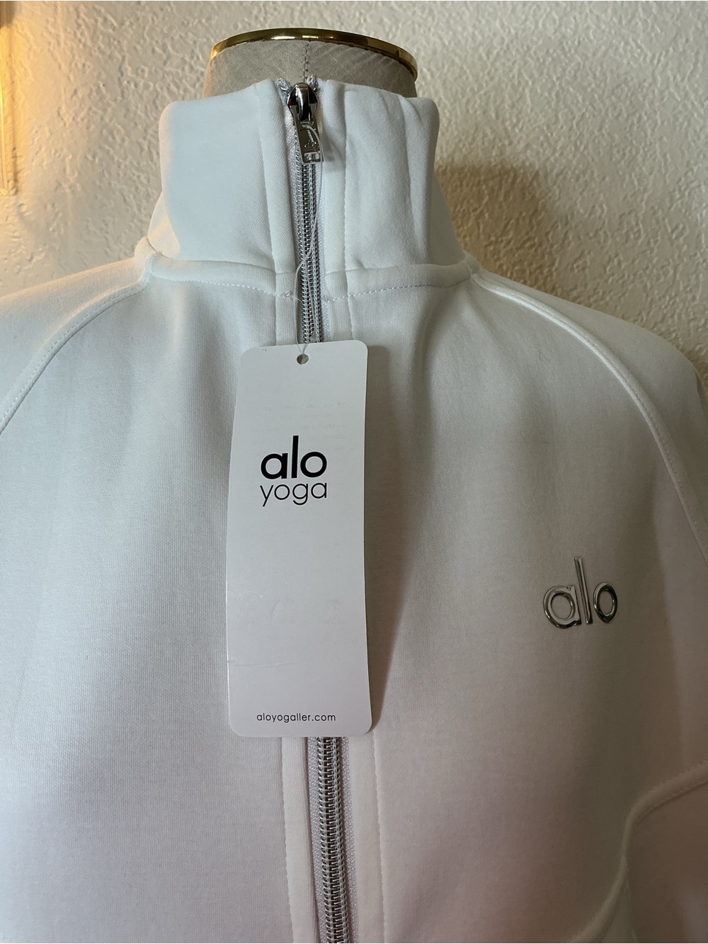 ALO Yoga White High-Rise Track Joggers and Jacket Set - Picture 4 of 14